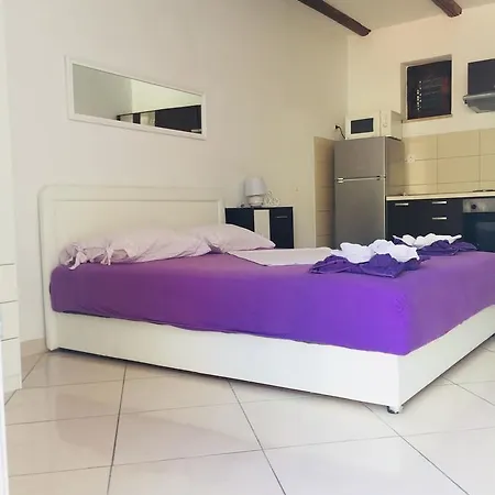 Paula * Korcula Town